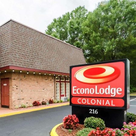Econo Lodge Colonial Williamsburg Exteriör bild
