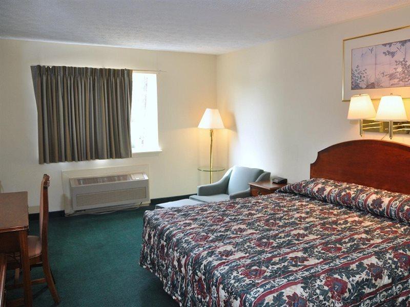 Econo Lodge Colonial Williamsburg Exteriör bild