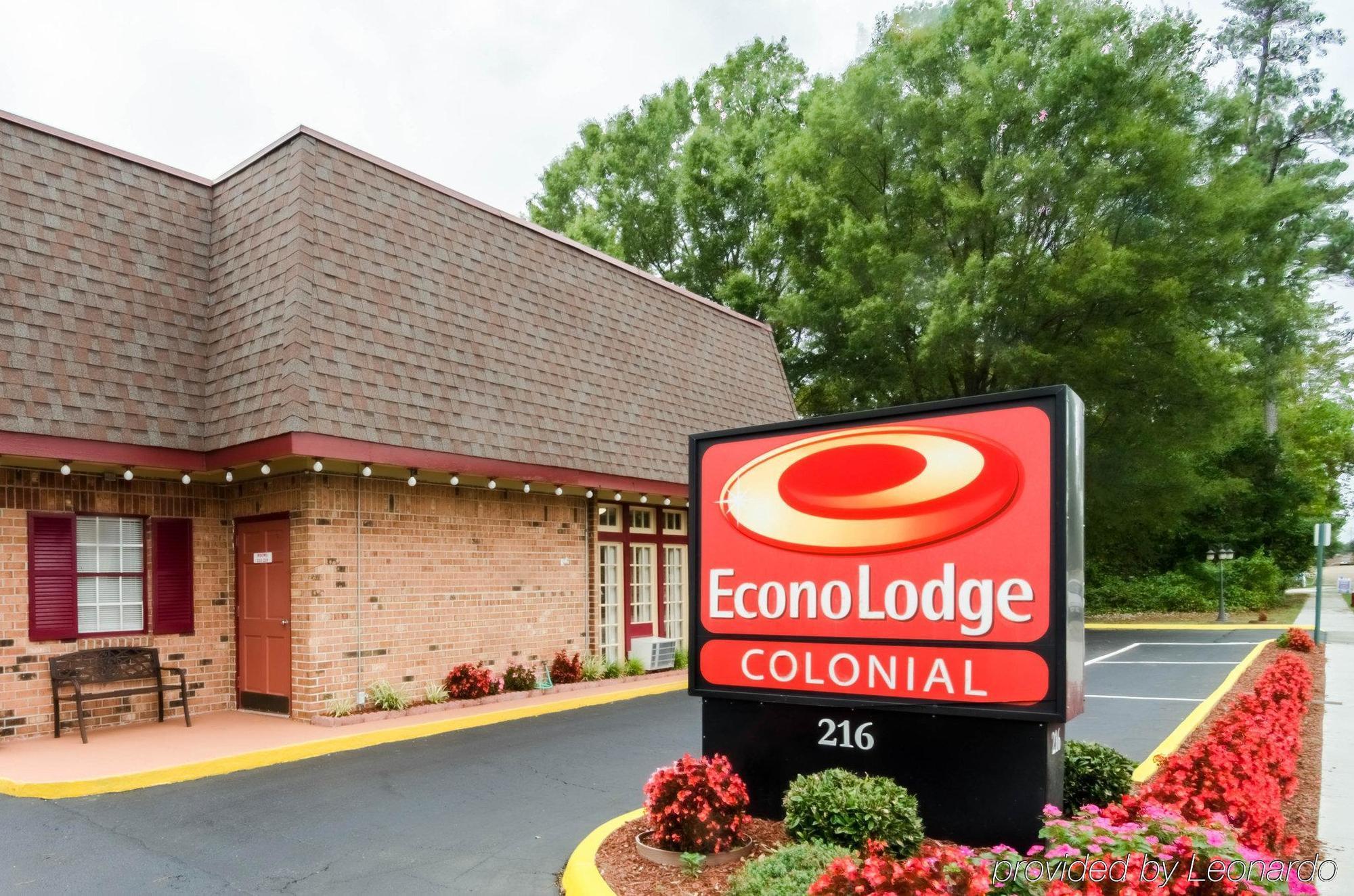 Econo Lodge Colonial Williamsburg Exteriör bild