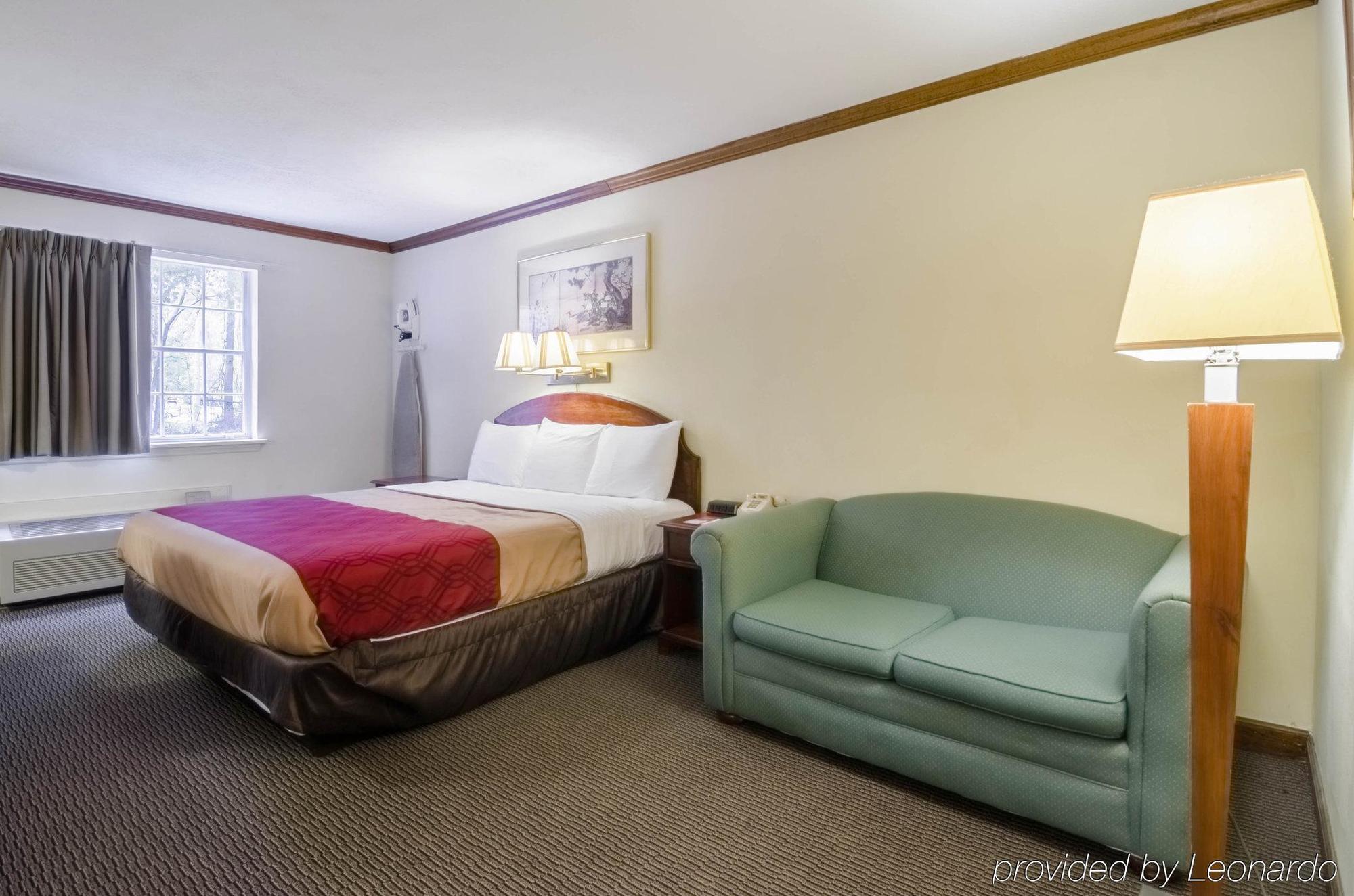 Econo Lodge Colonial Williamsburg Exteriör bild