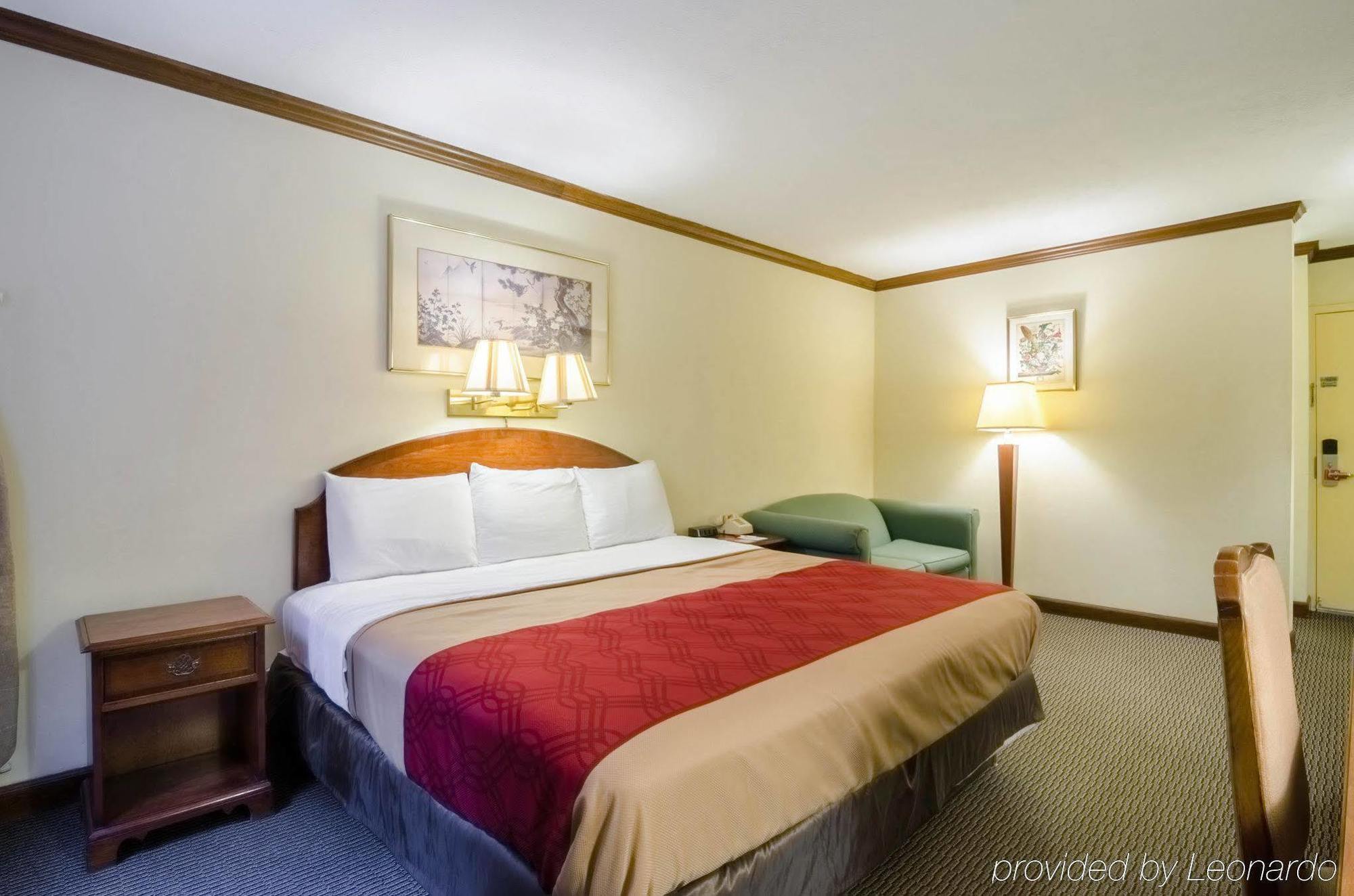 Econo Lodge Colonial Williamsburg Exteriör bild