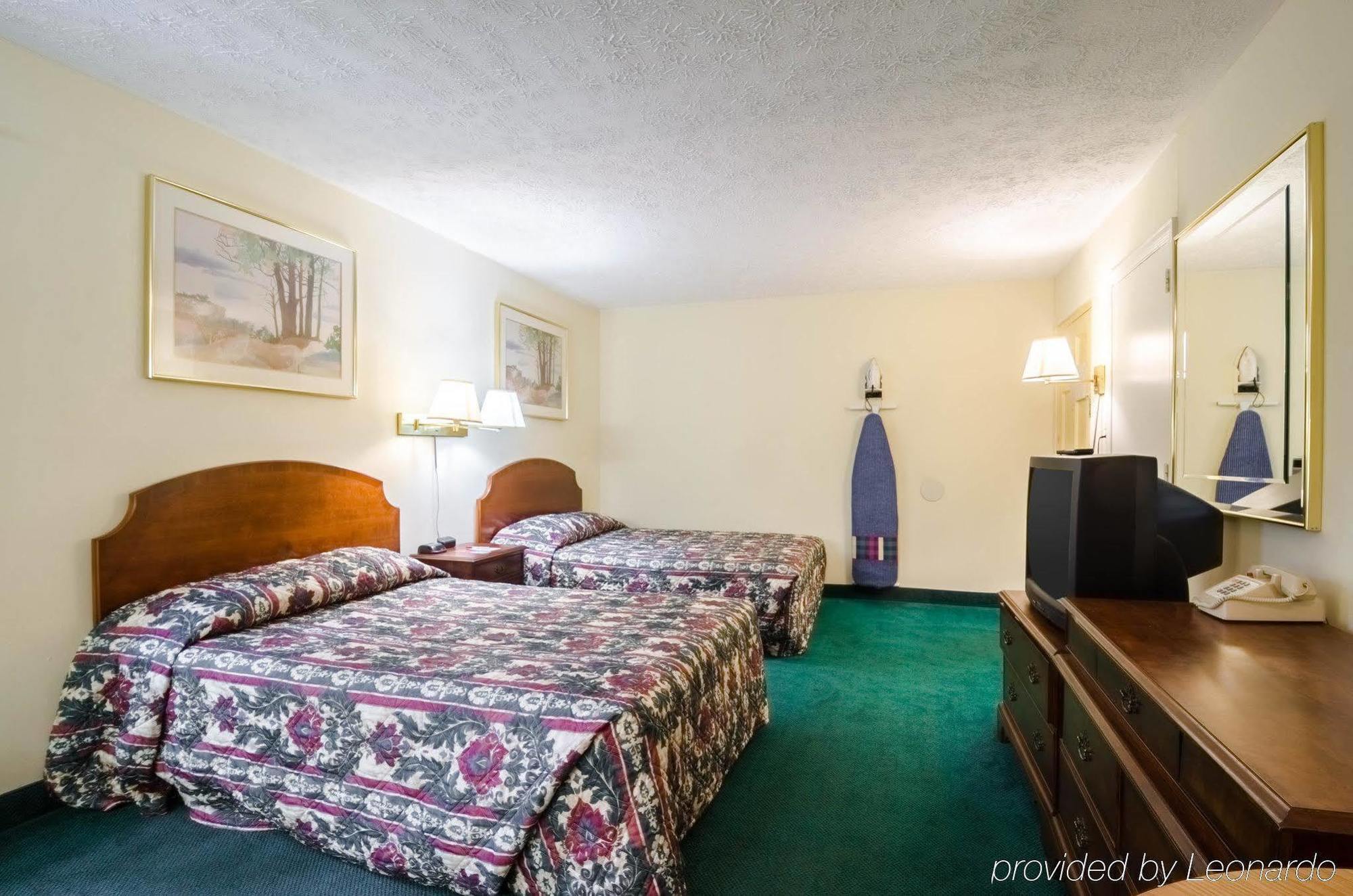 Econo Lodge Colonial Williamsburg Exteriör bild